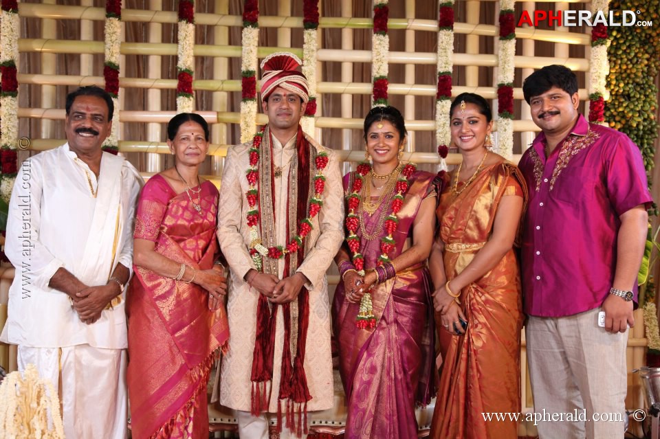 Anushka Shetty Unseen Rare Pics 